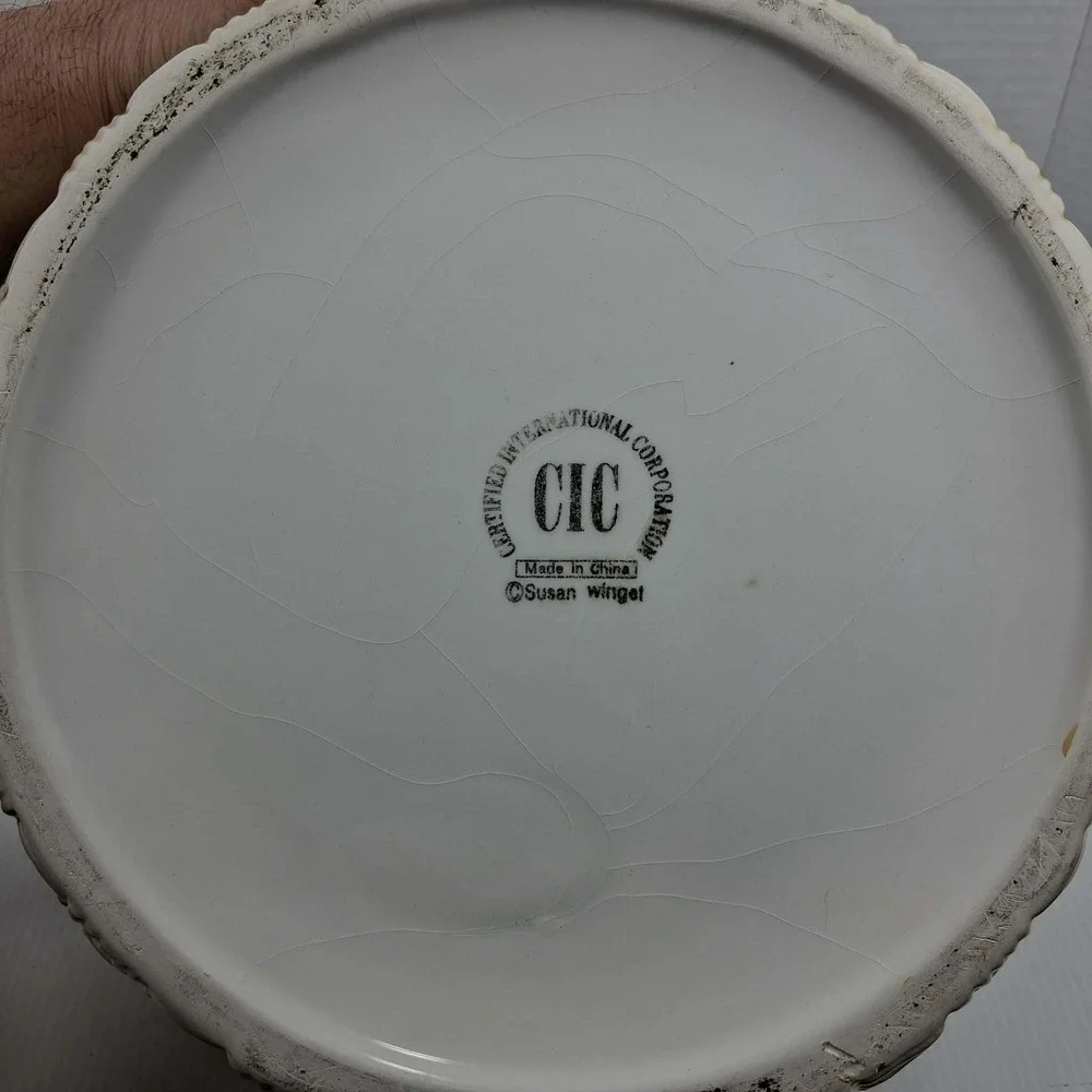 Vtg Certified International Susan Winget Fruit Picnic Basket Ceramic Cookie Jar